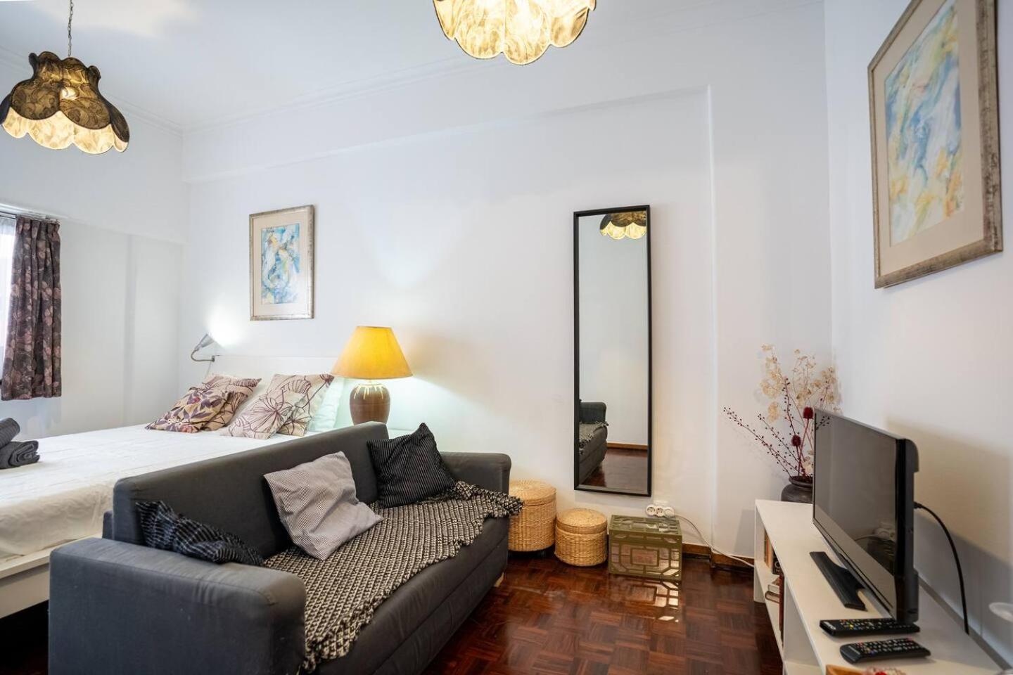 1br1 In Moscavide, Metro Close Appartement *