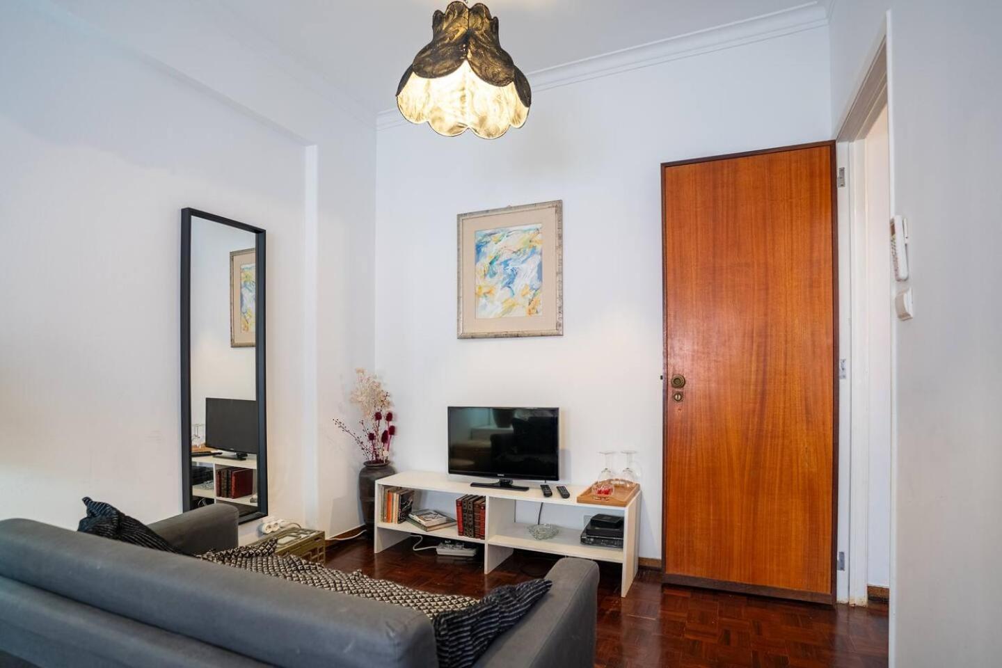 1br1 In Moscavide, Metro Close Lissabon